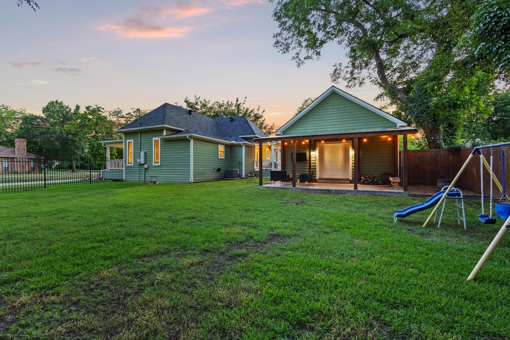 300 E Liberty Street