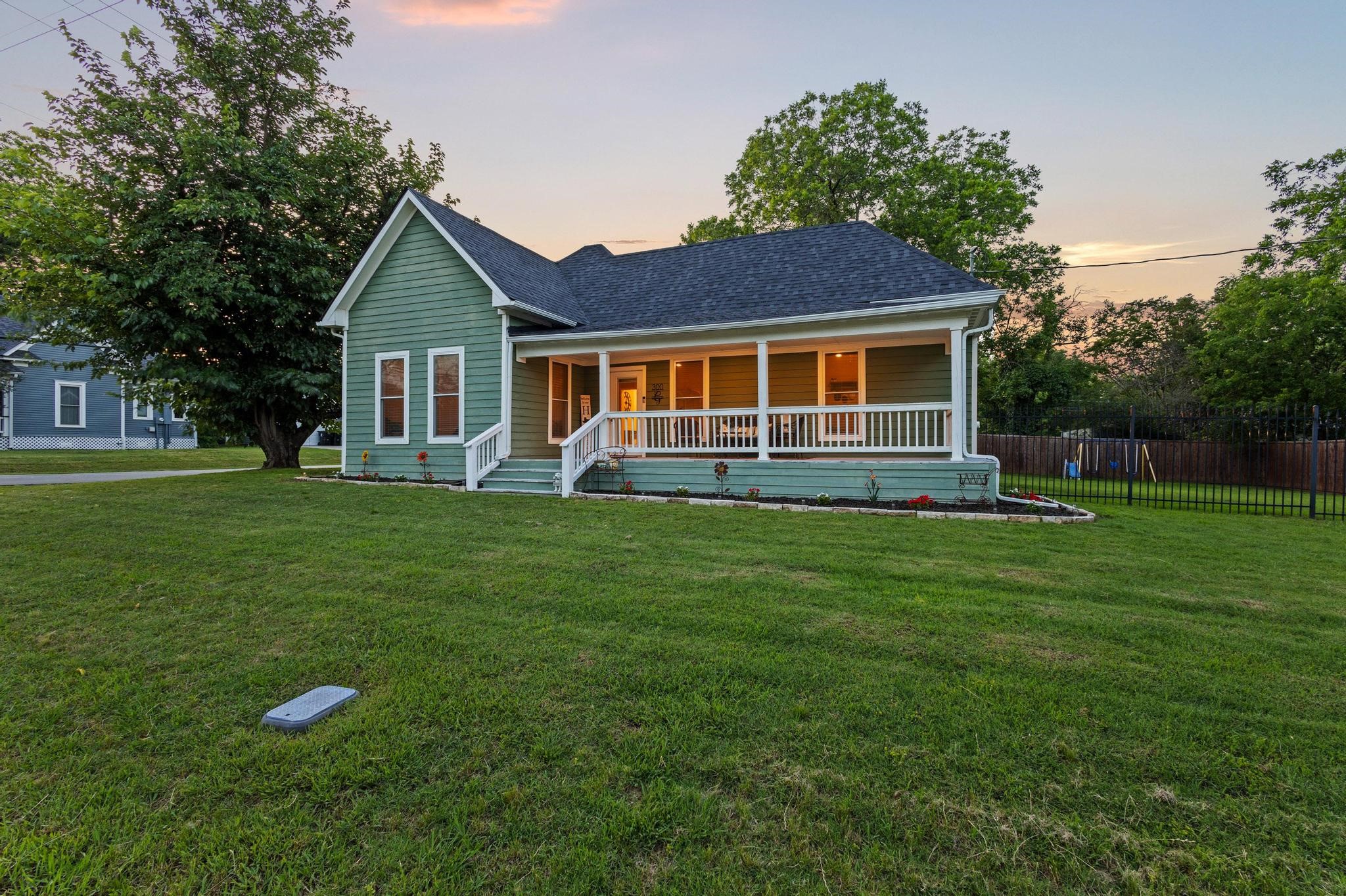 300 E Liberty Street