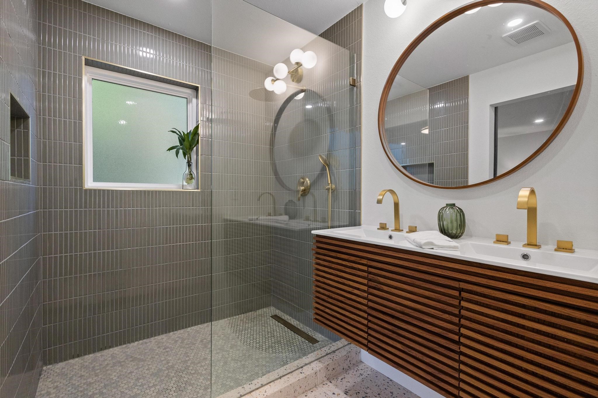 56 Alta Vista Street