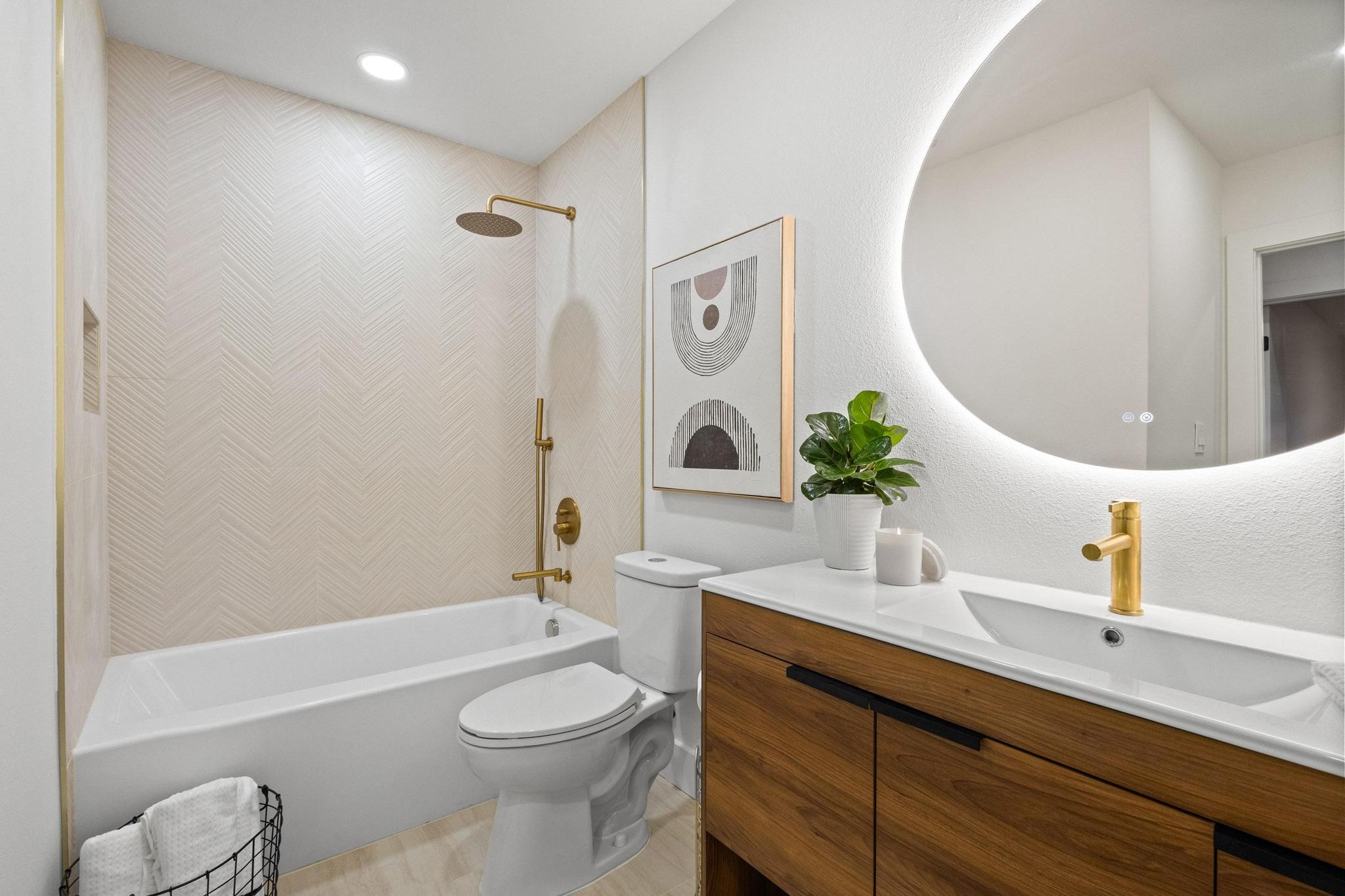 56 Alta Vista Street