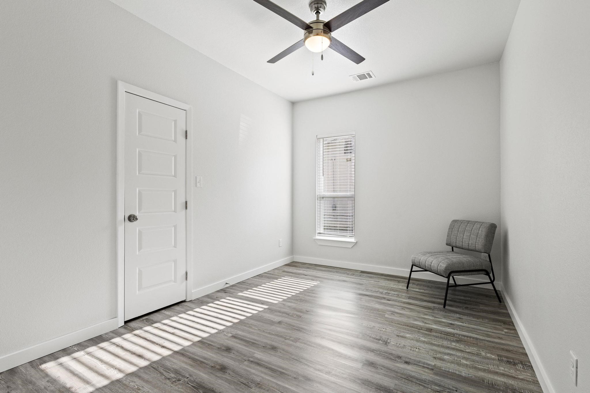 1005 W Bullock Street