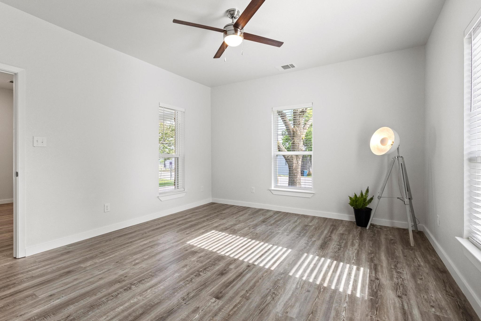 1005 W Bullock Street