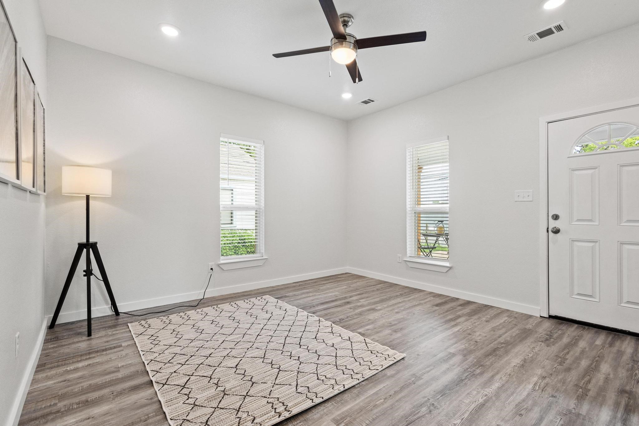 1005 W Bullock Street