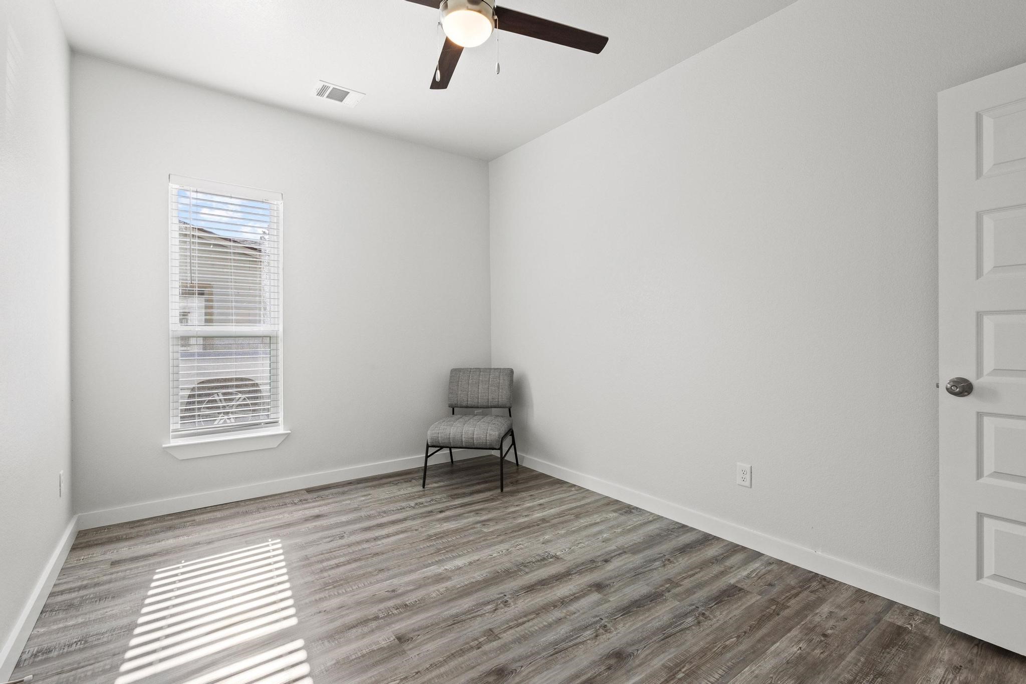 1005 W Bullock Street