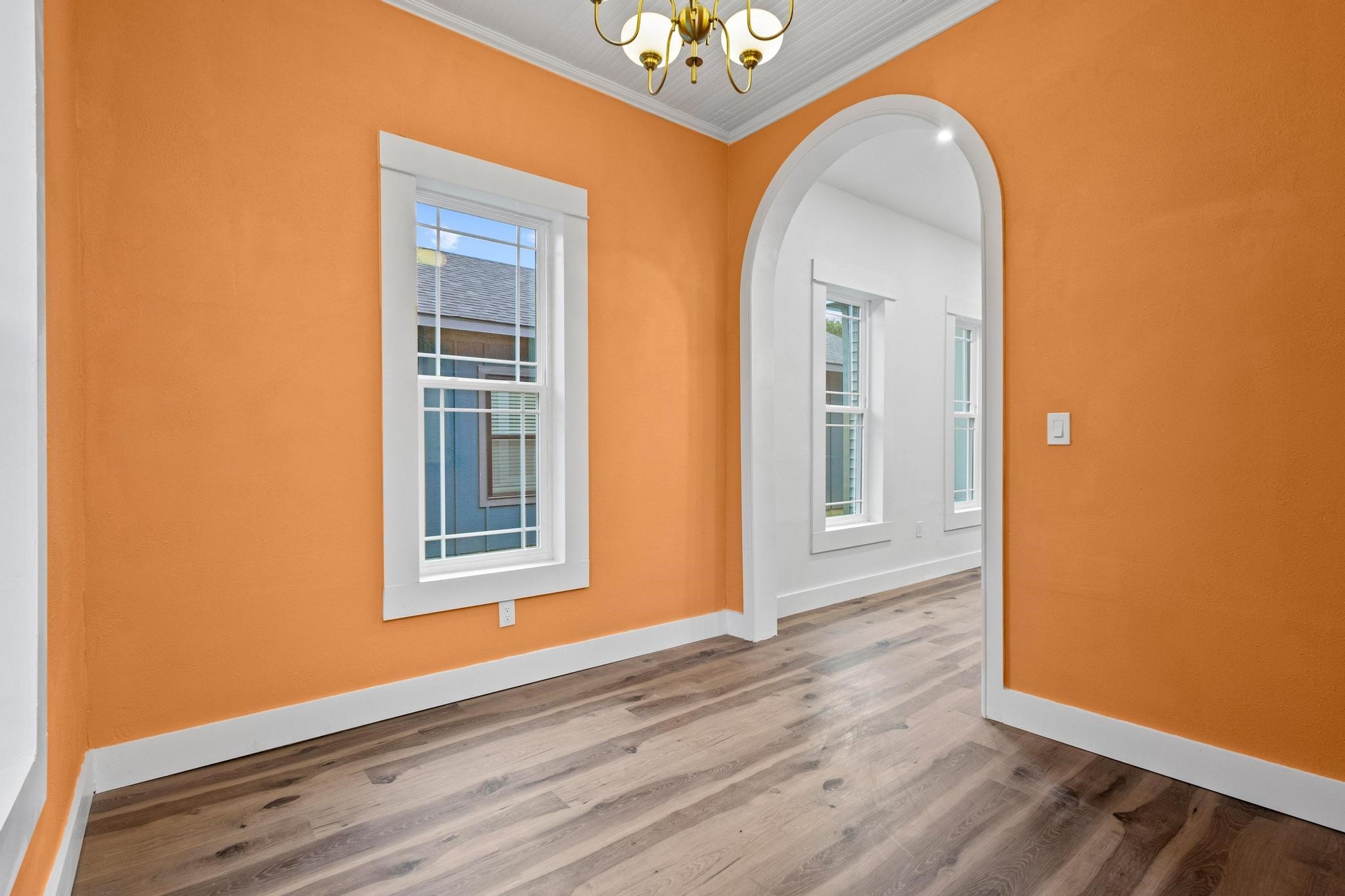 622 W Owing Street