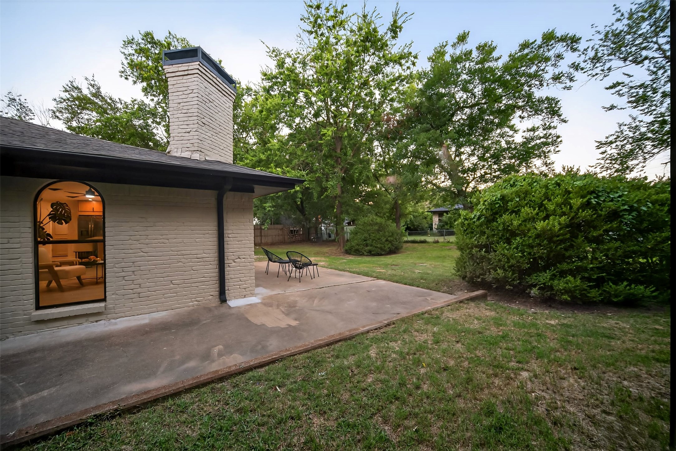 1004 Western Hills Drive