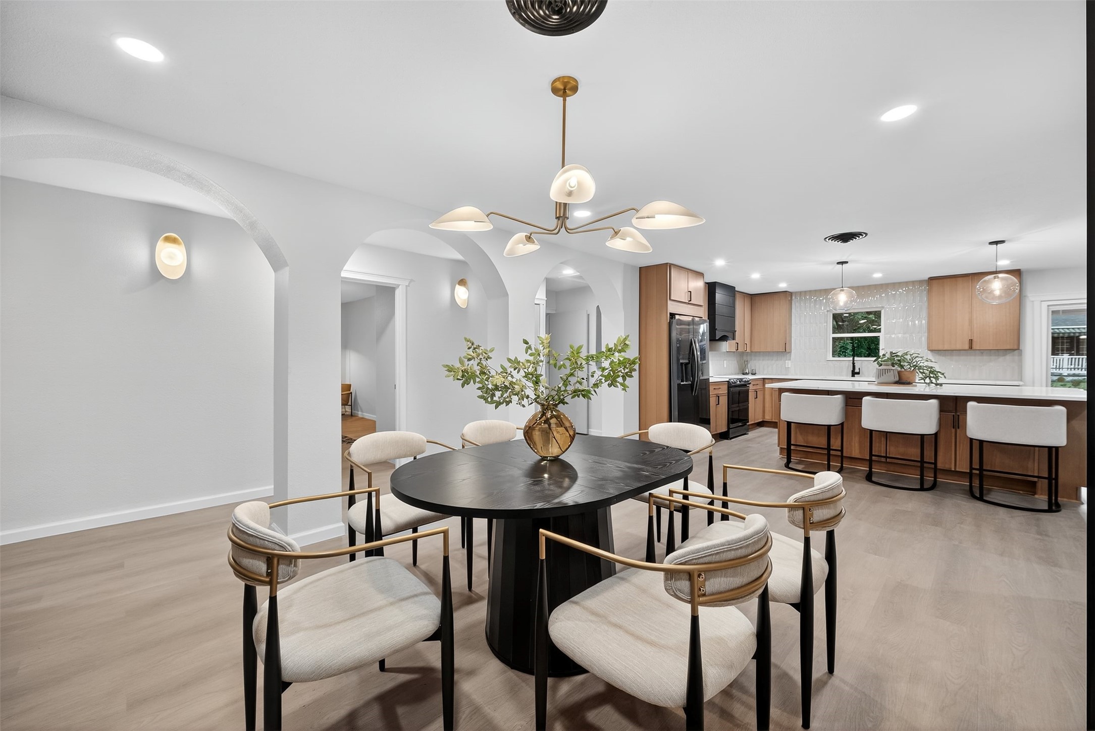 1004 Western Hills Drive