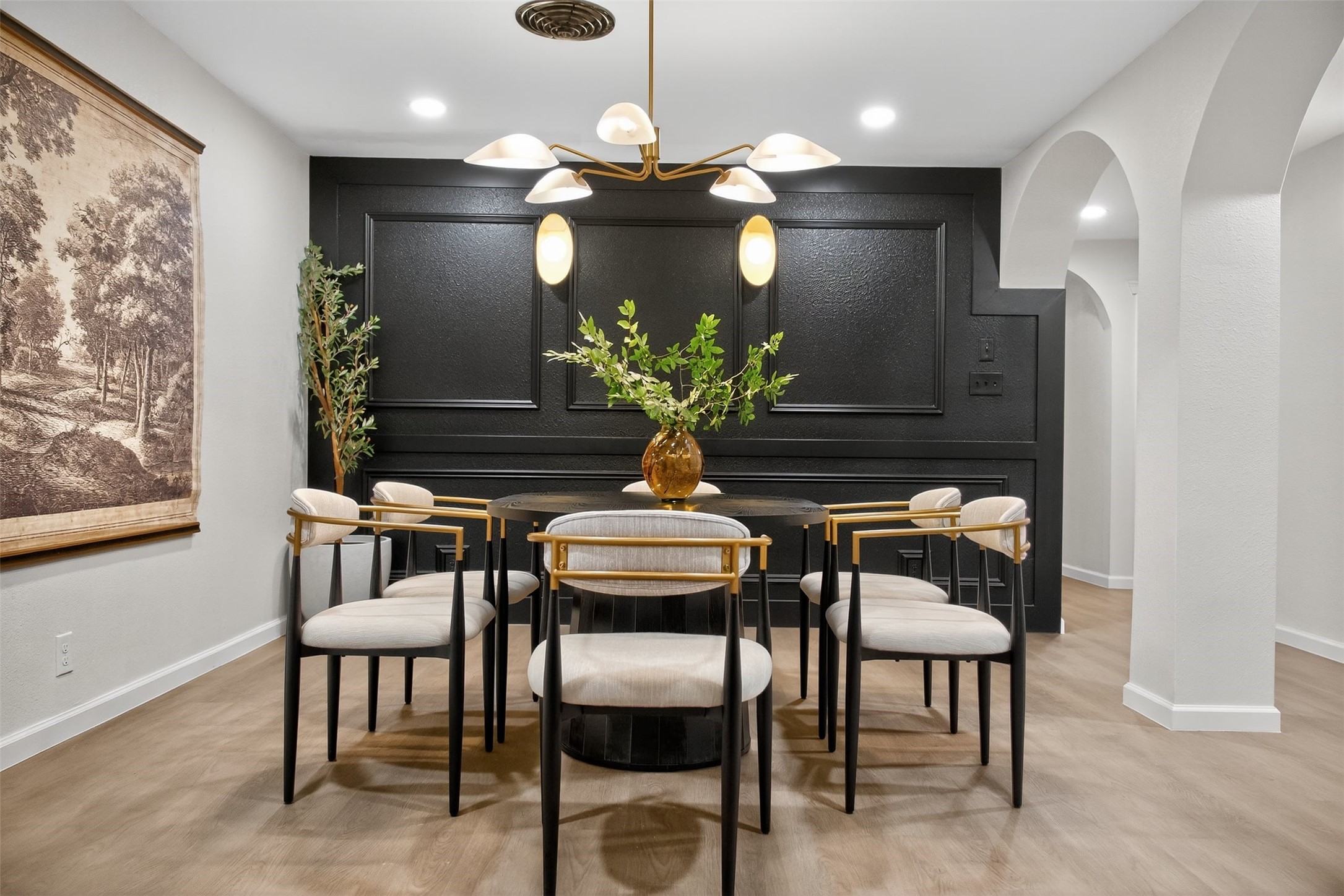 1004 Western Hills Drive