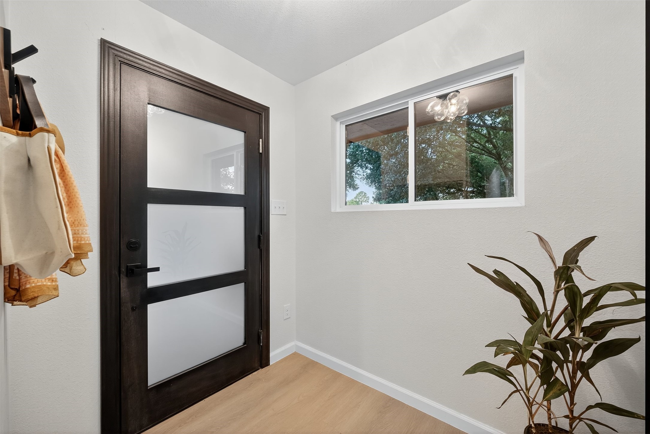 1004 Western Hills Drive