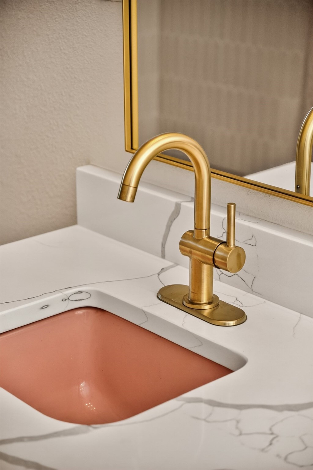 1004 Western Hills Drive