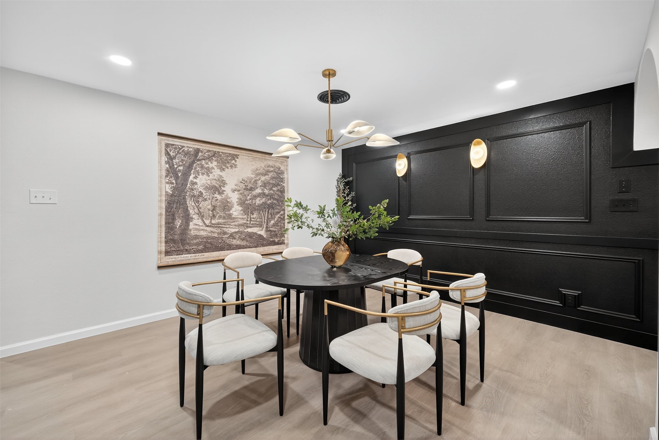 1004 Western Hills Drive