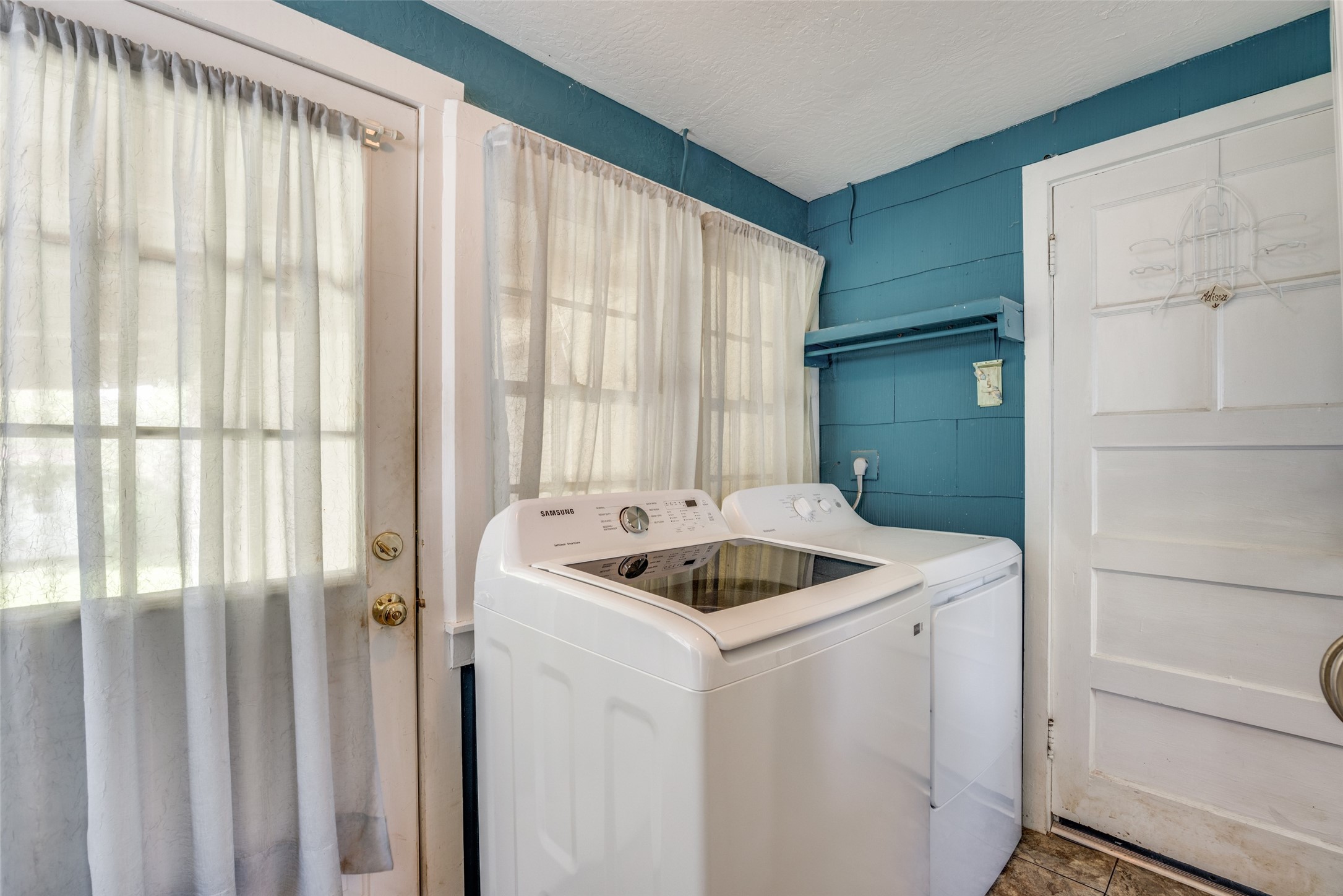 1508 W Shepherd Street