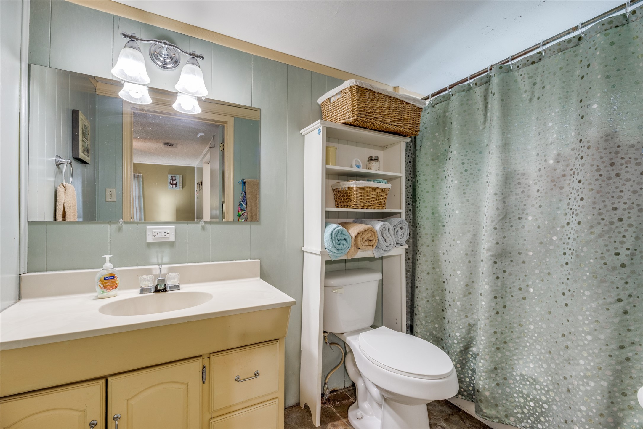 1508 W Shepherd Street