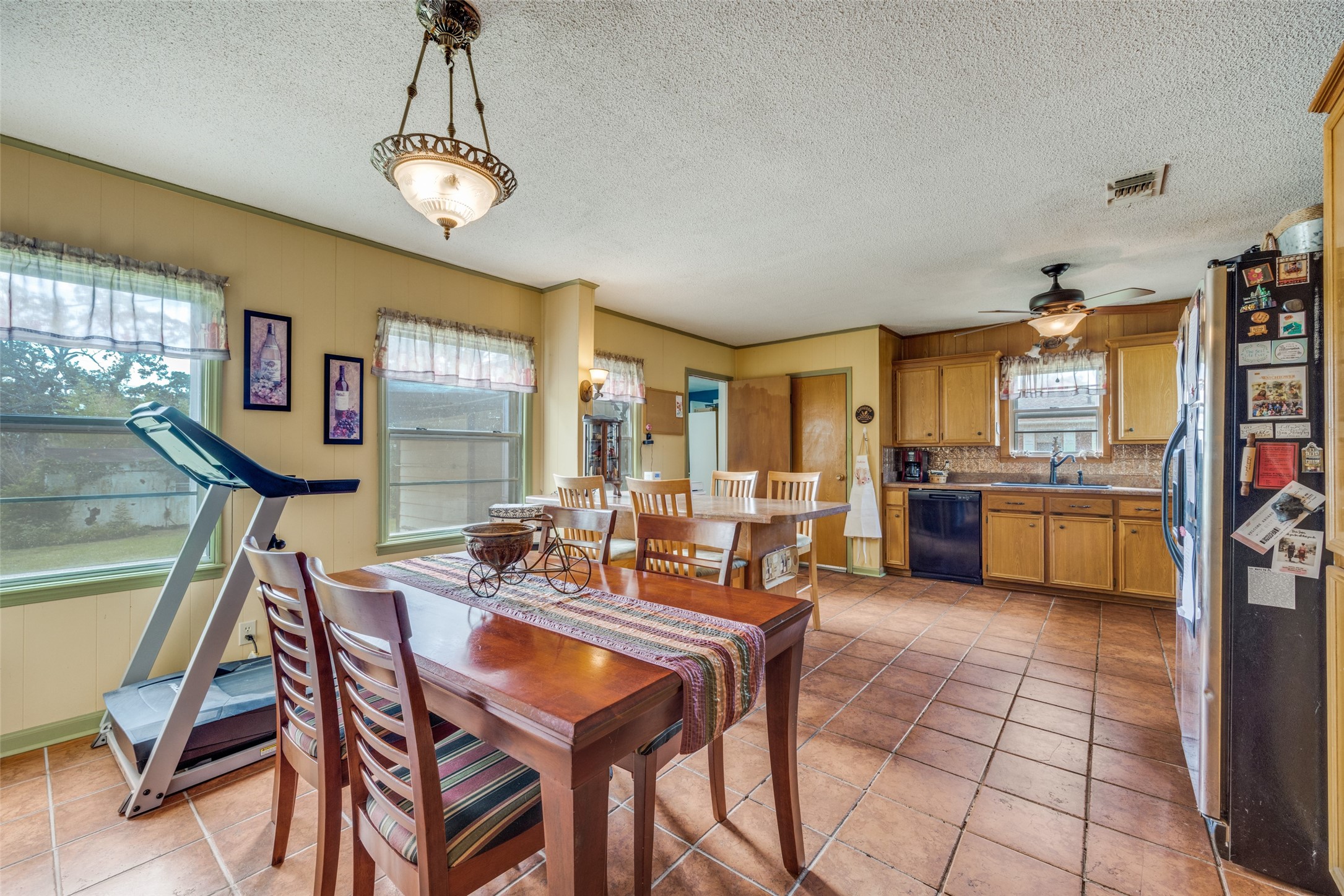 1508 W Shepherd Street