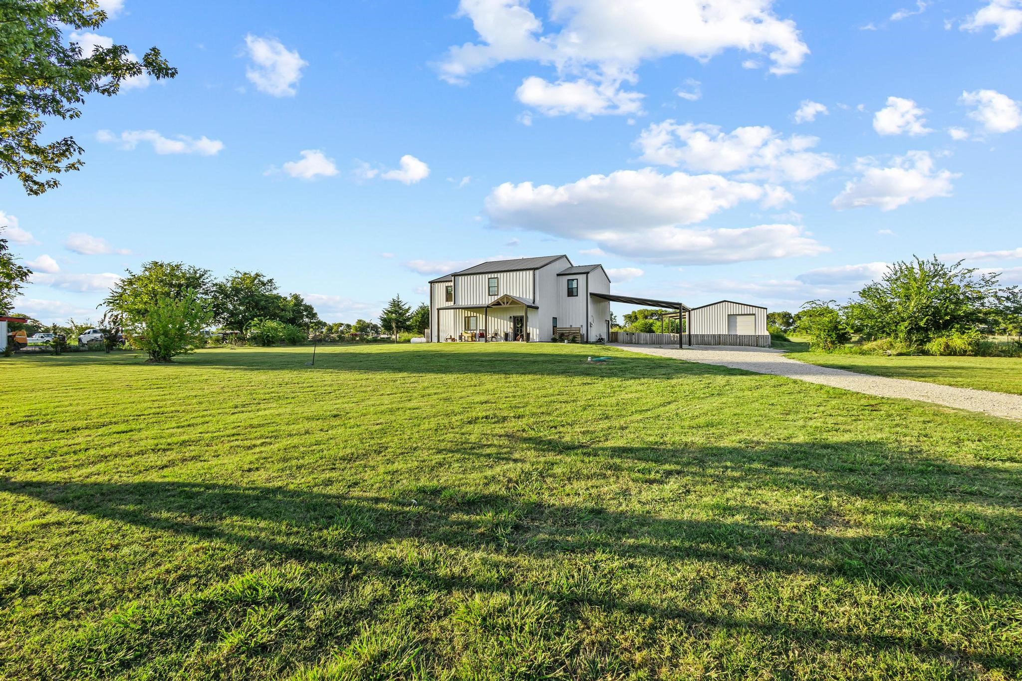 979 Mitchell Road