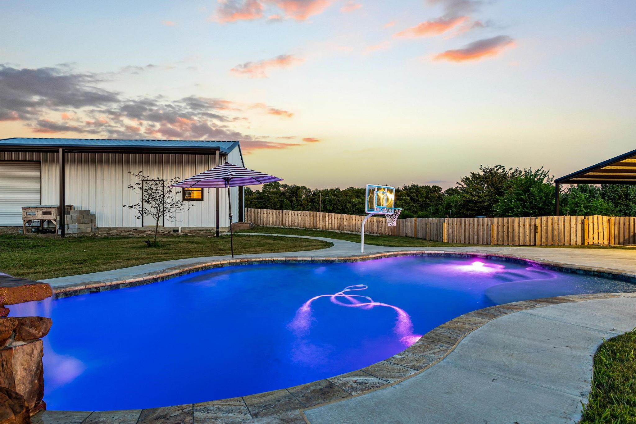 979 Mitchell Road