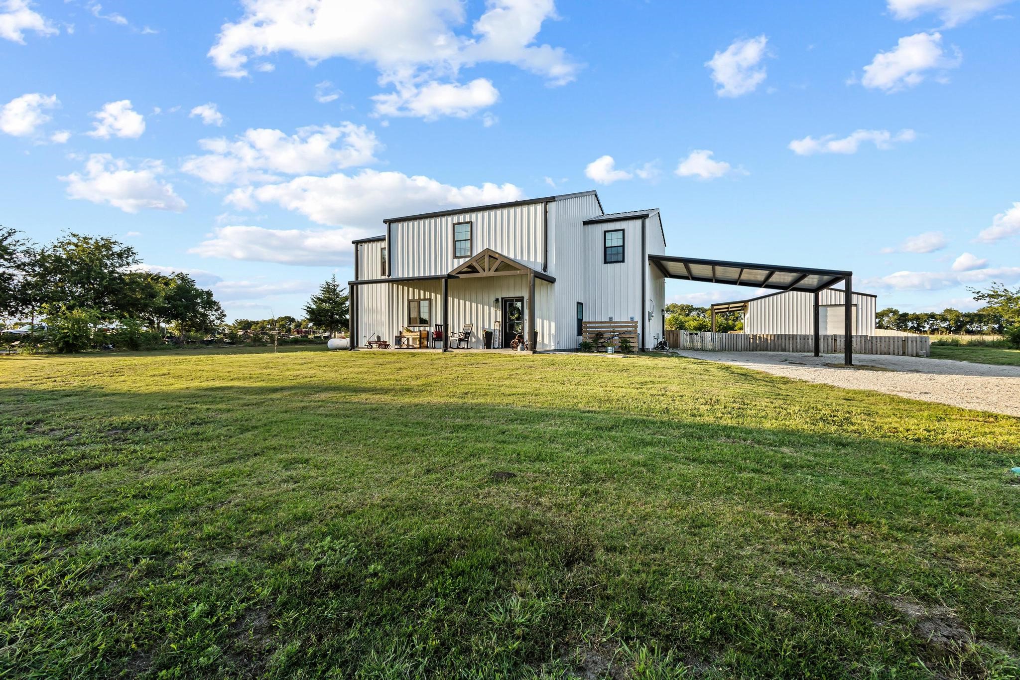 979 Mitchell Road