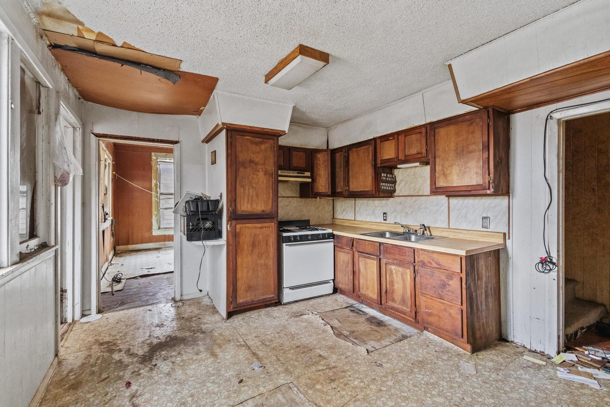 1309 W Morton Street