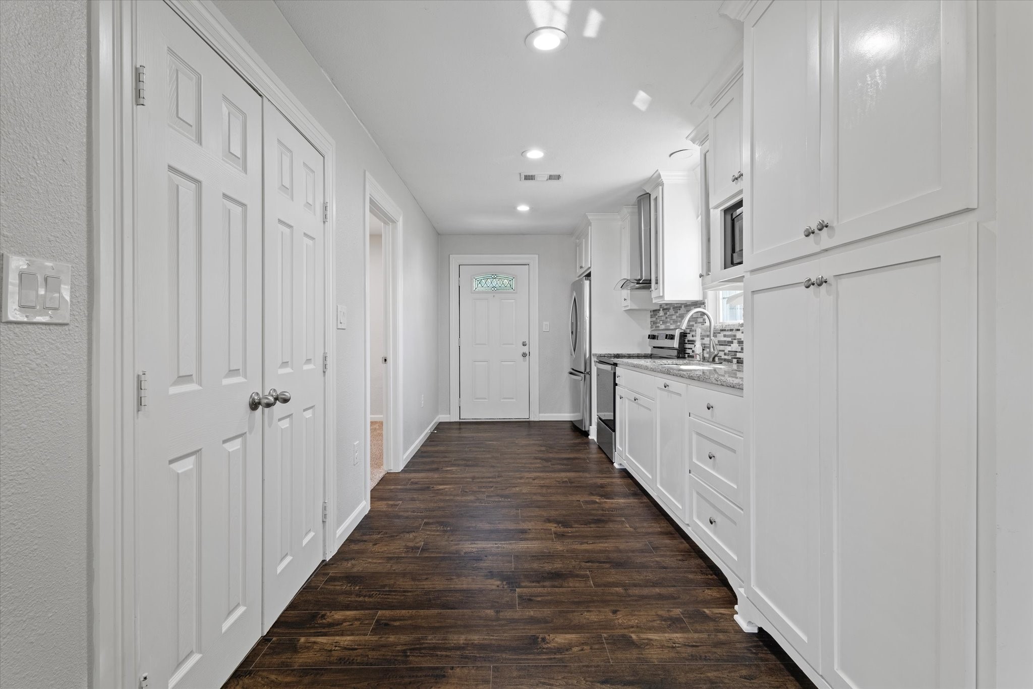 111 E Division Street