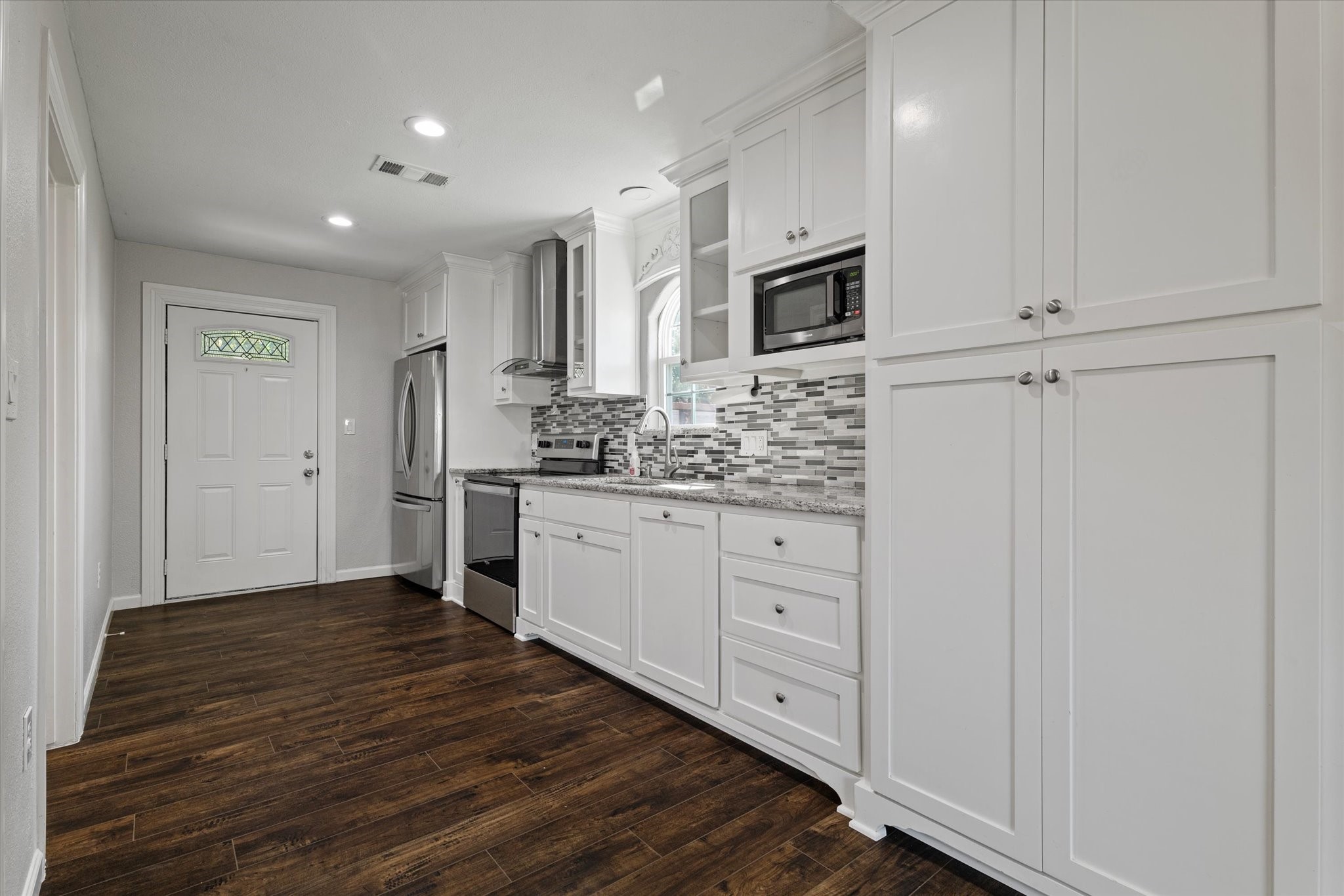 111 E Division Street