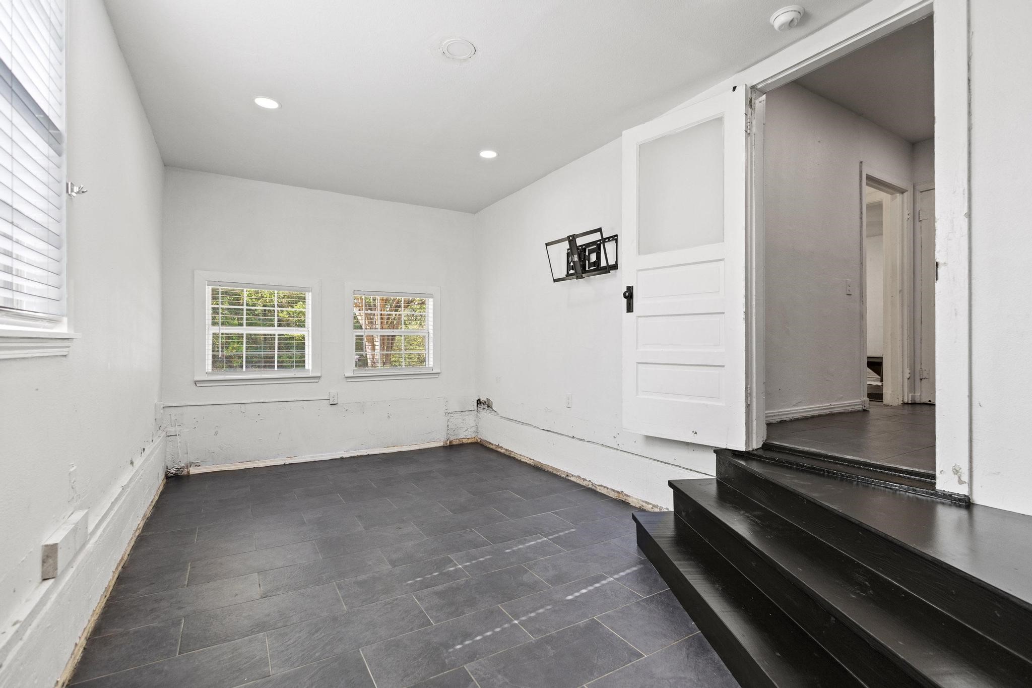 82 Vaughn Drive