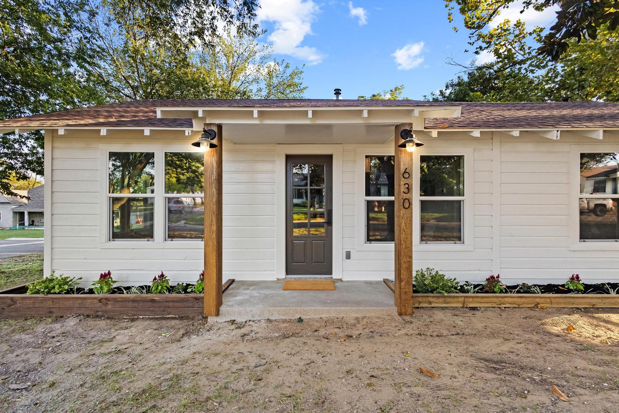 630 E Heron Street