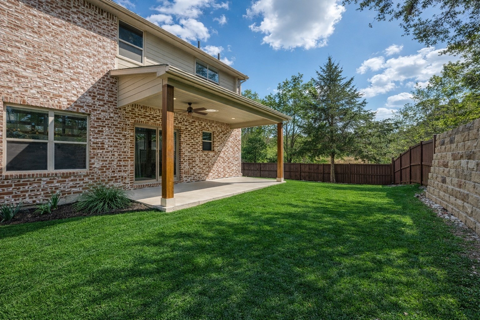 208 Greenway Bend