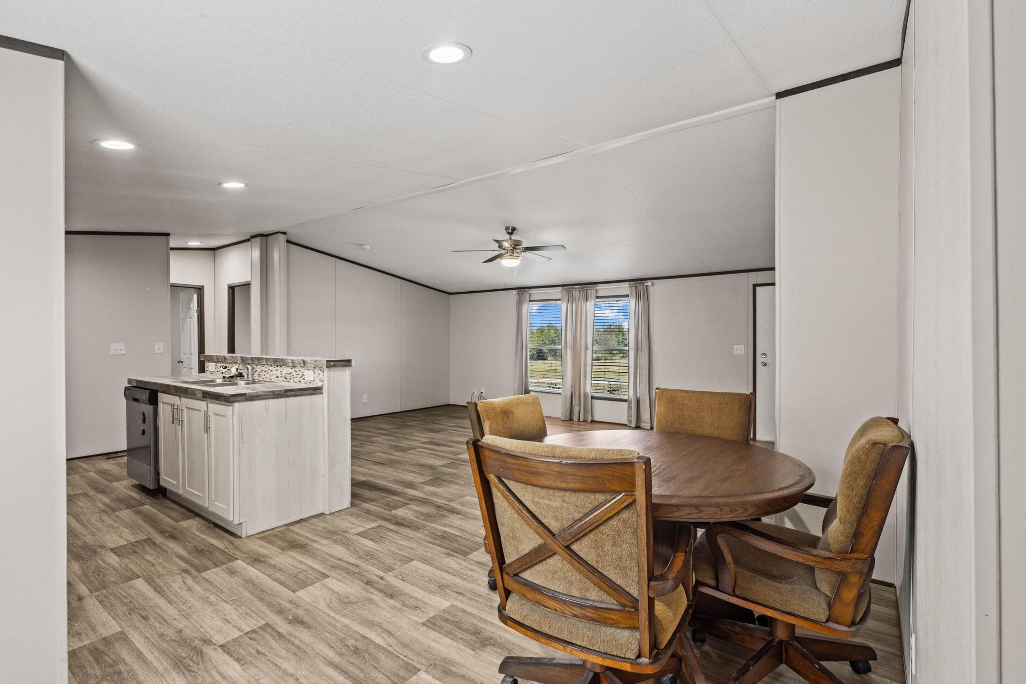 3956 County Road 4640