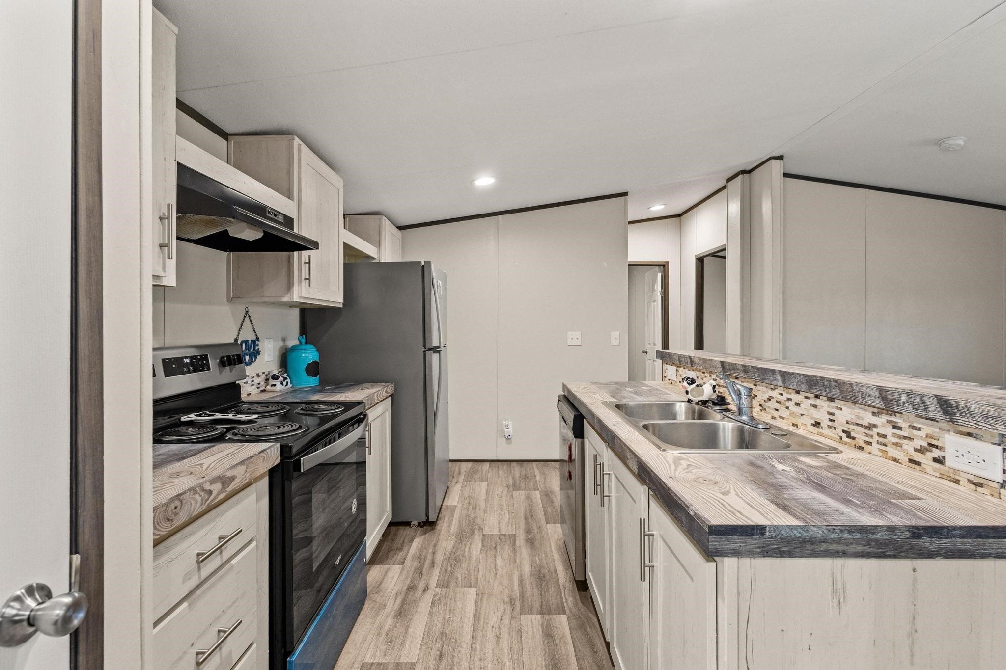 3956 County Road 4640