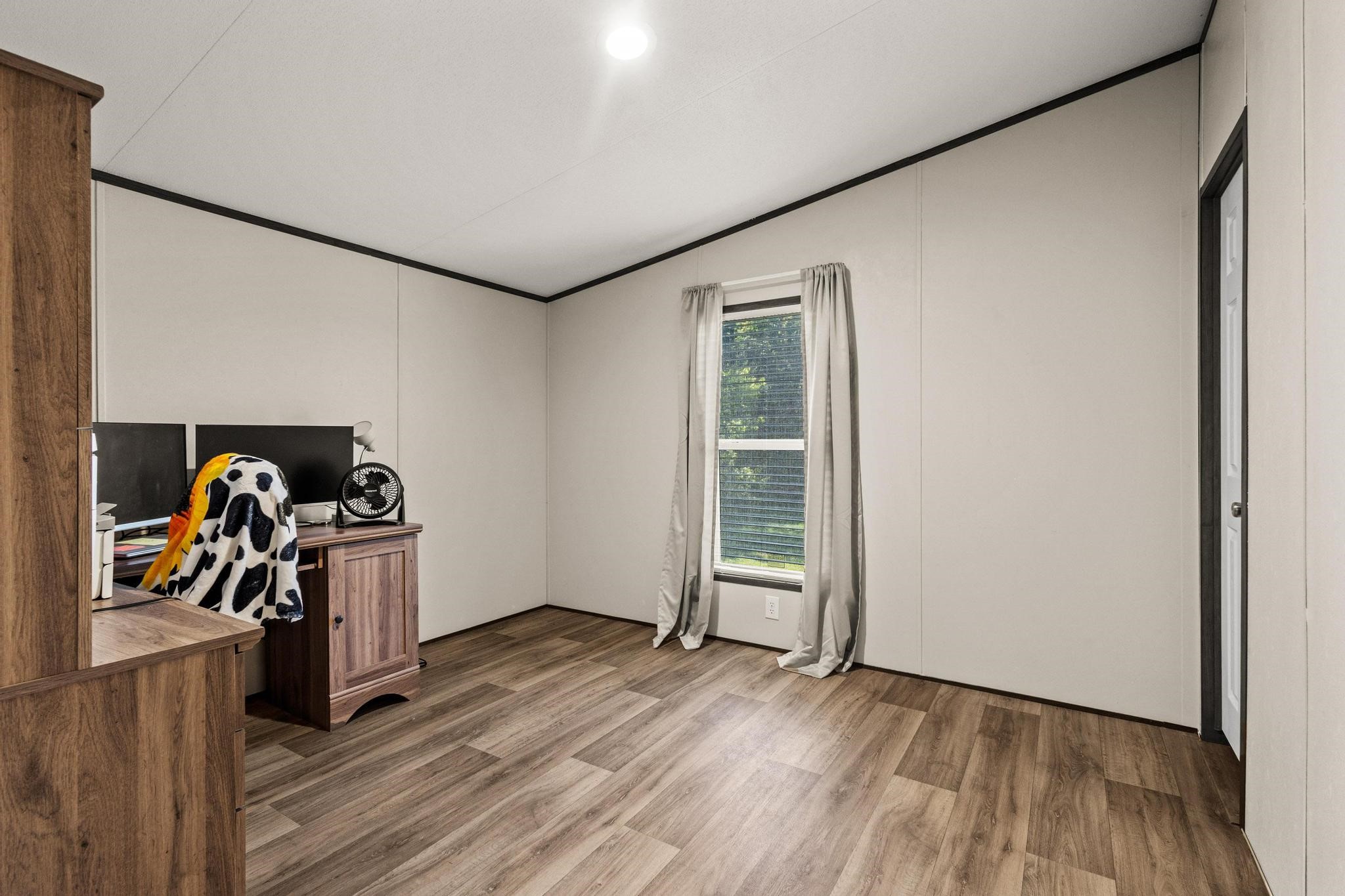 3956 County Road 4640