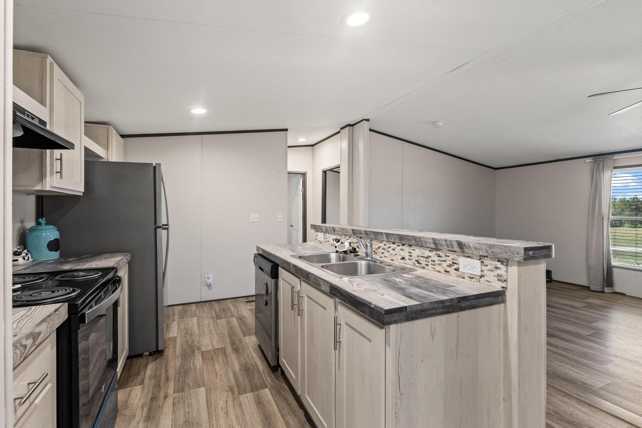 3956 County Road 4640