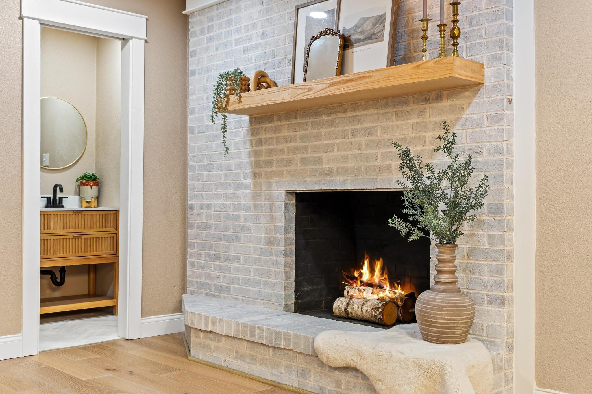 2214 Rex Cruse Drive