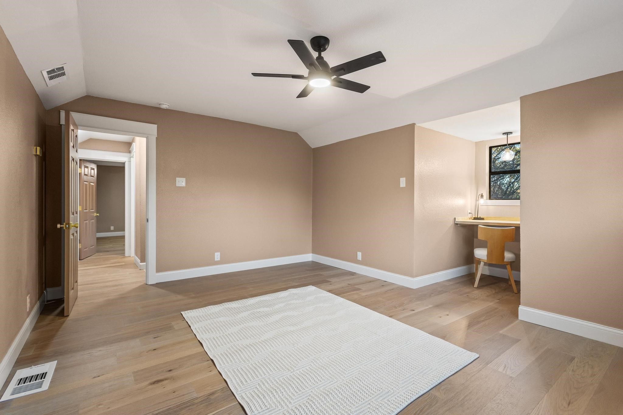 2214 Rex Cruse Drive