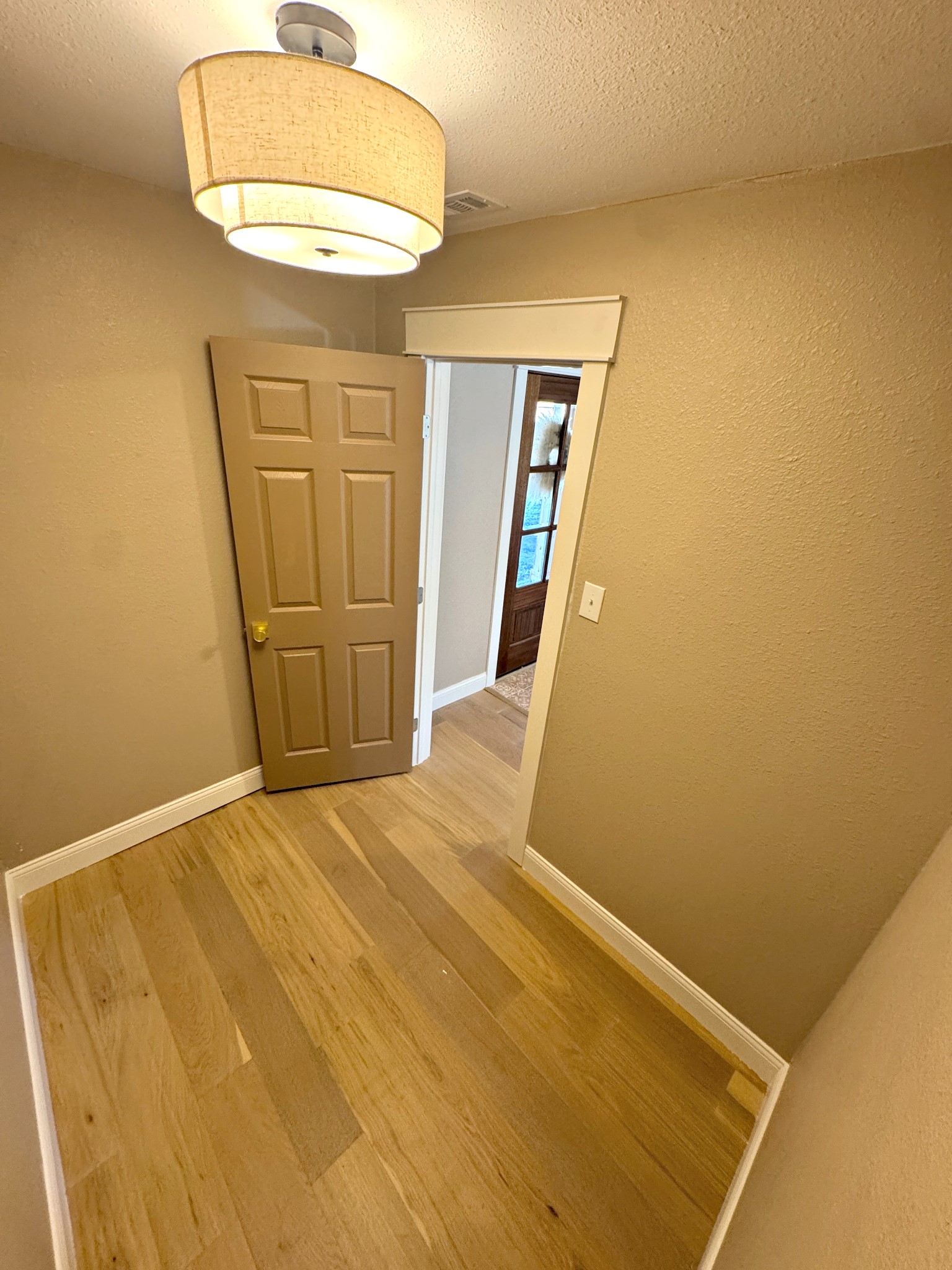 2214 Rex Cruse Drive