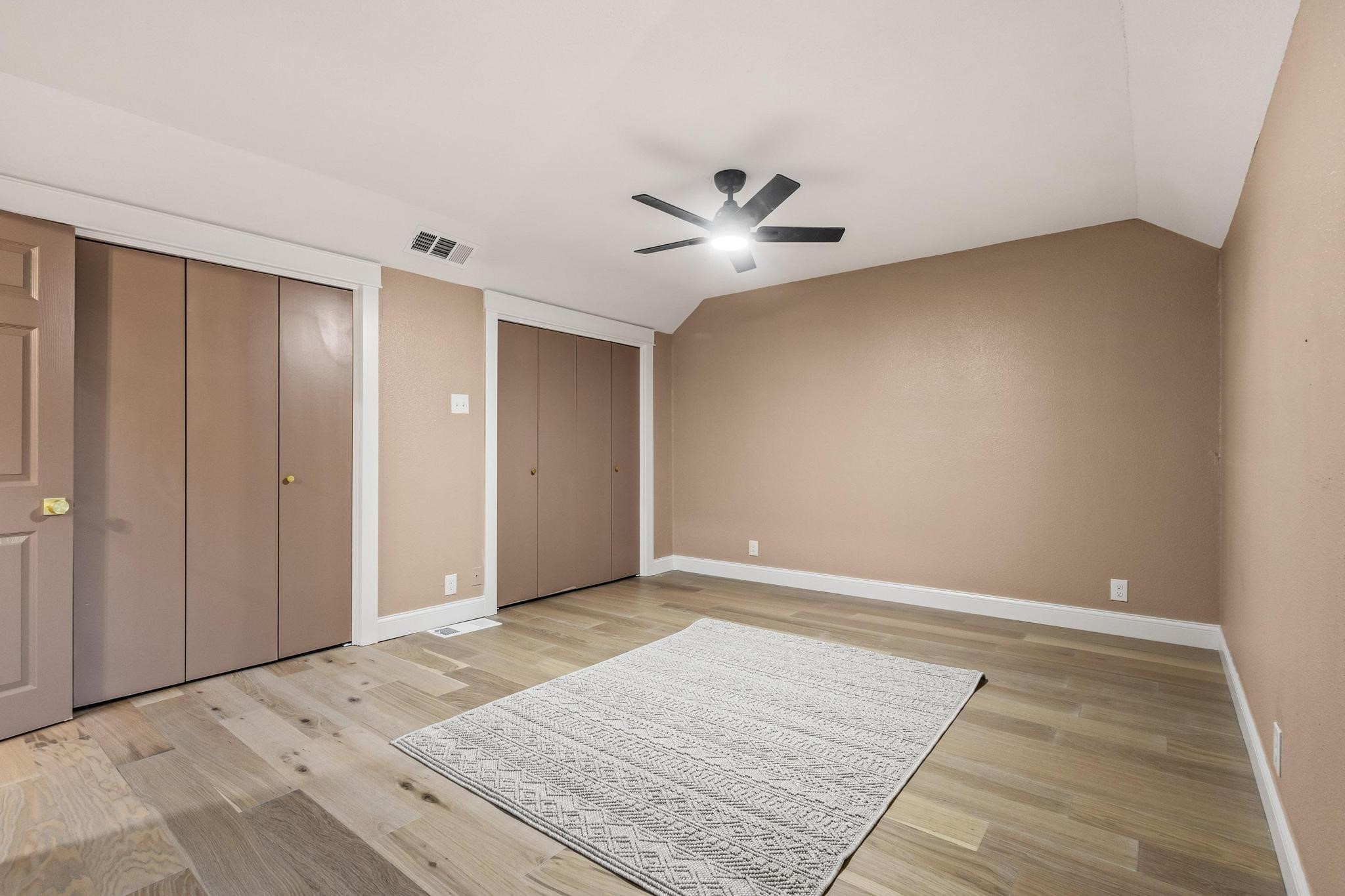 2214 Rex Cruse Drive