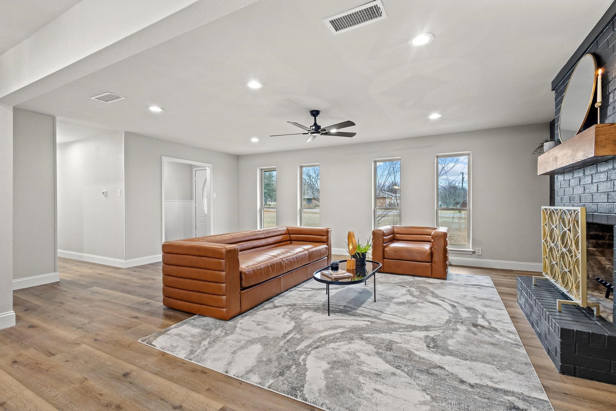 3327 Carriage Circle