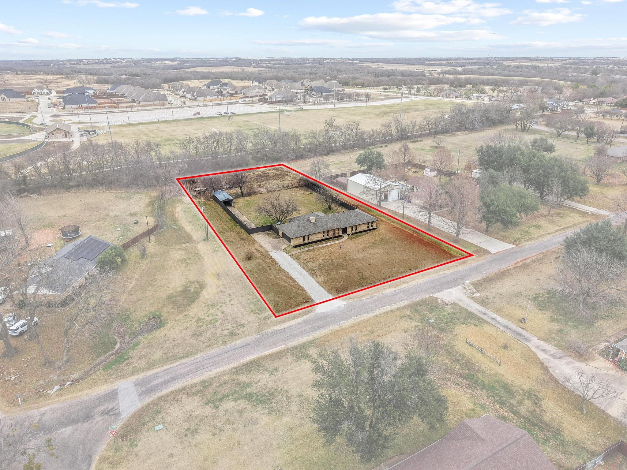 3327 Carriage Circle