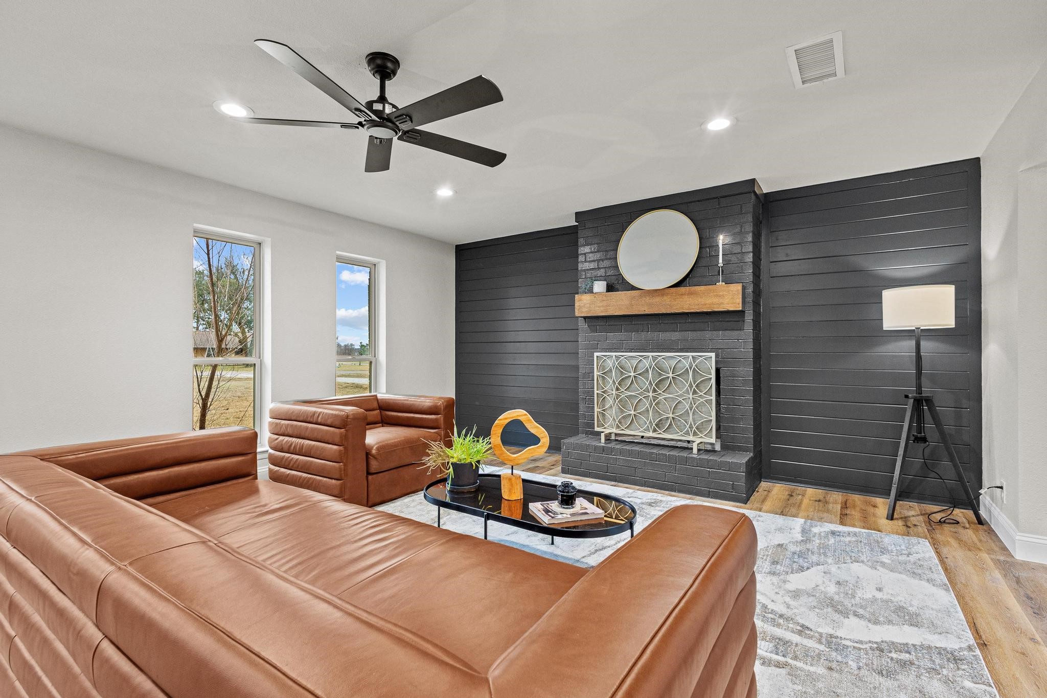 3327 Carriage Circle