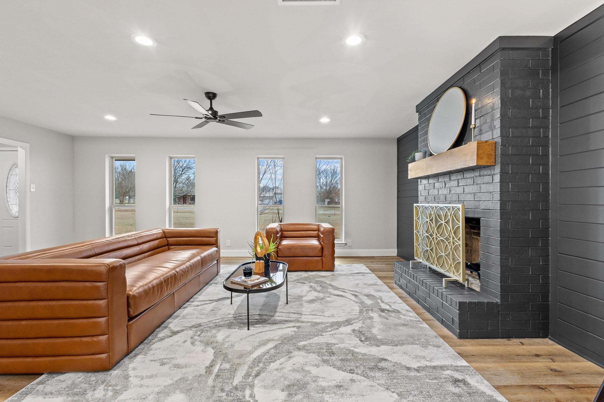 3327 Carriage Circle