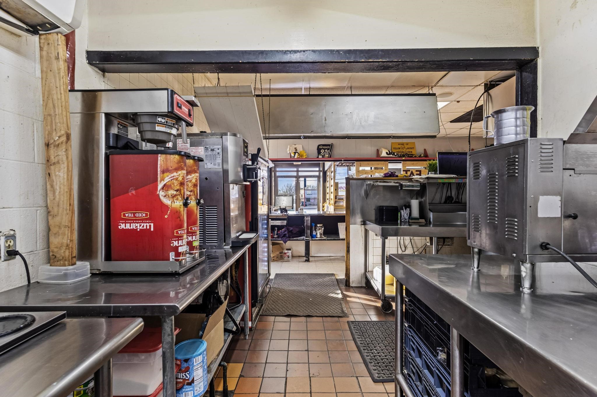 1901 W Morton Street