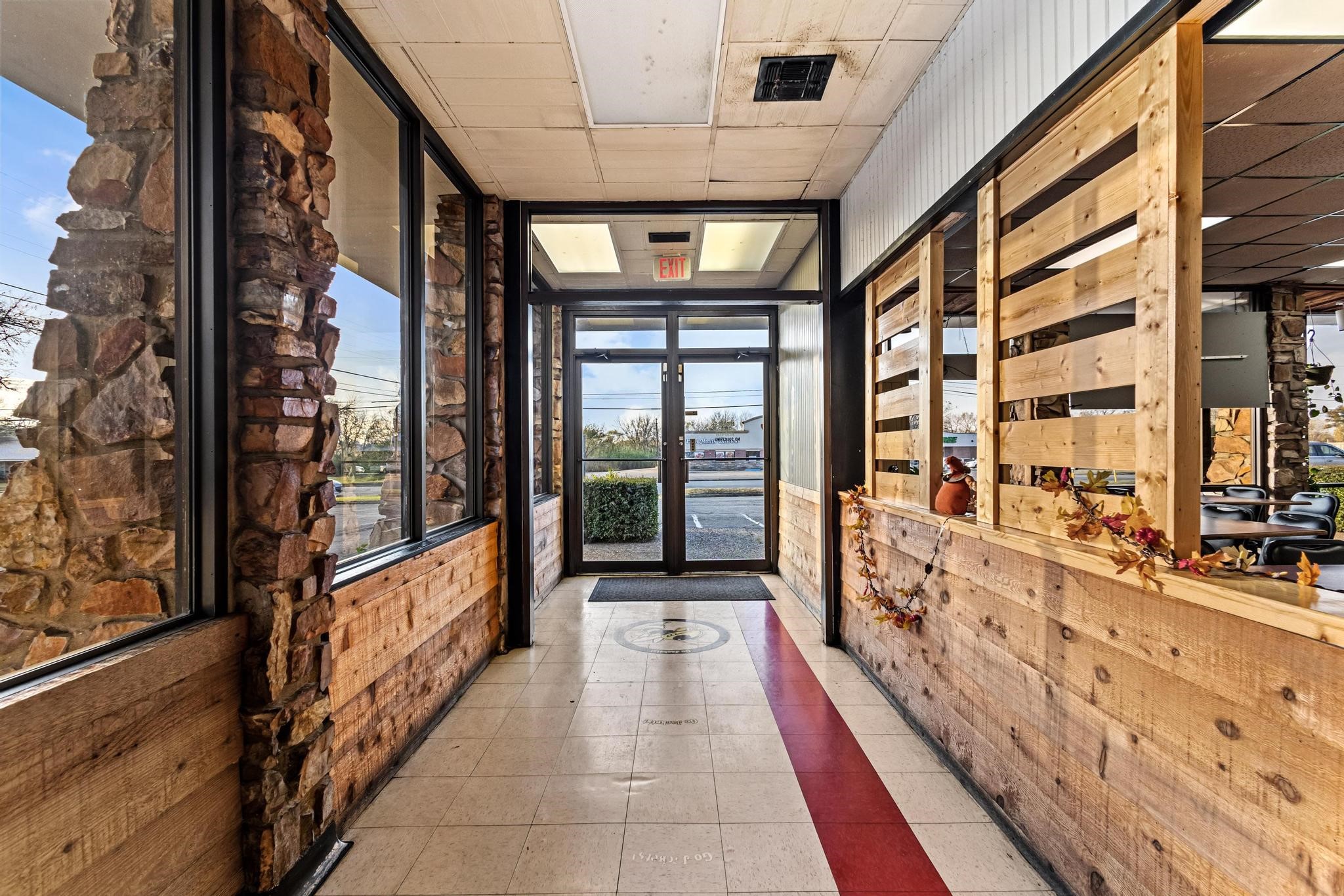 1901 W Morton Street