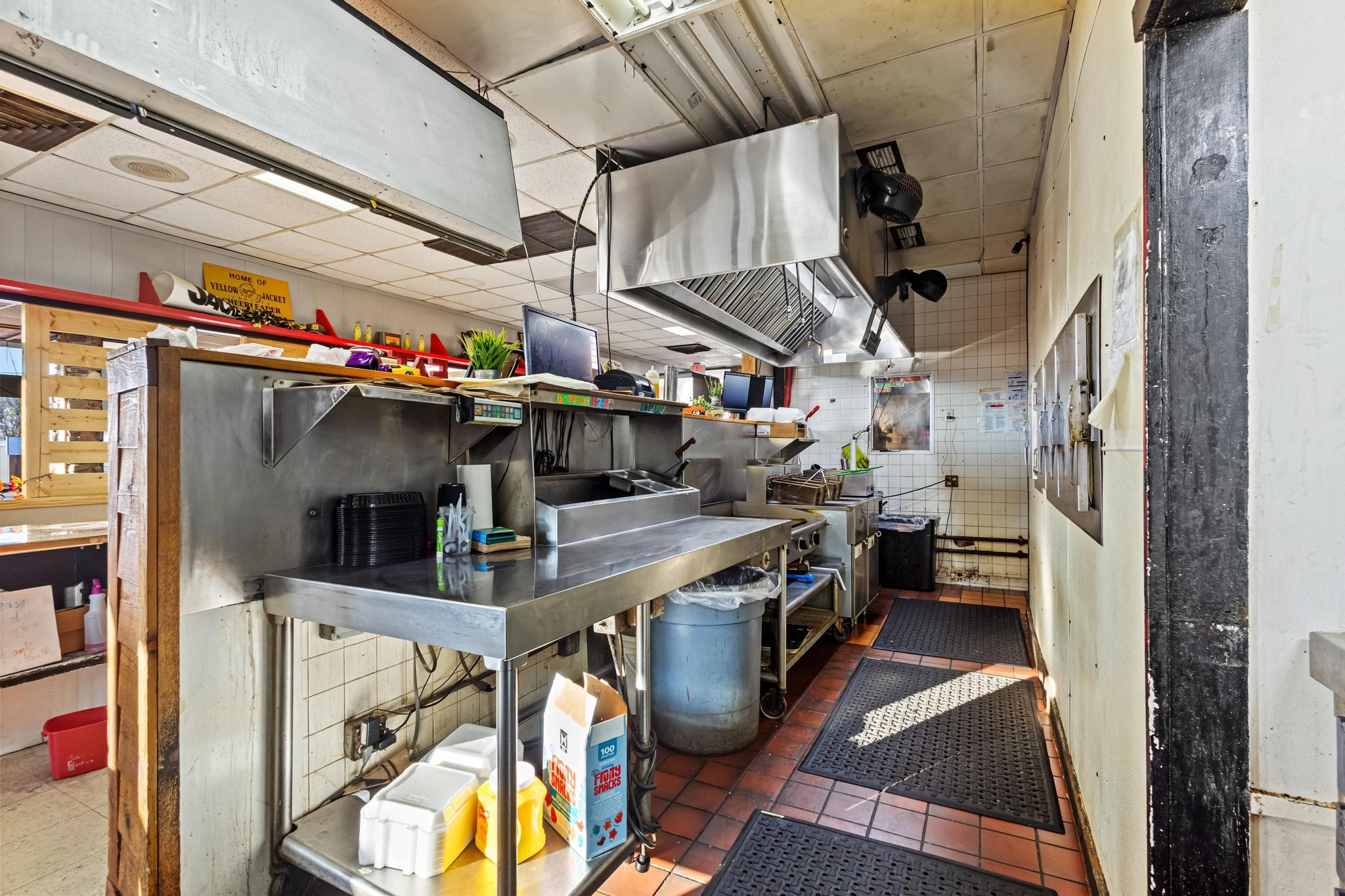 1901 W Morton Street