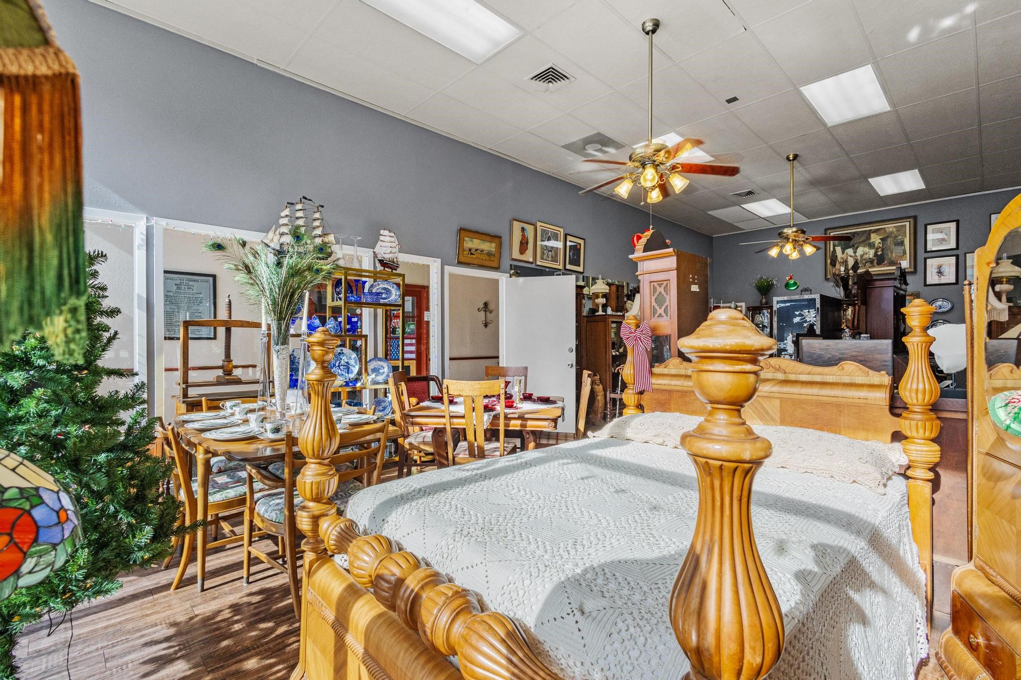 431 W Main Street