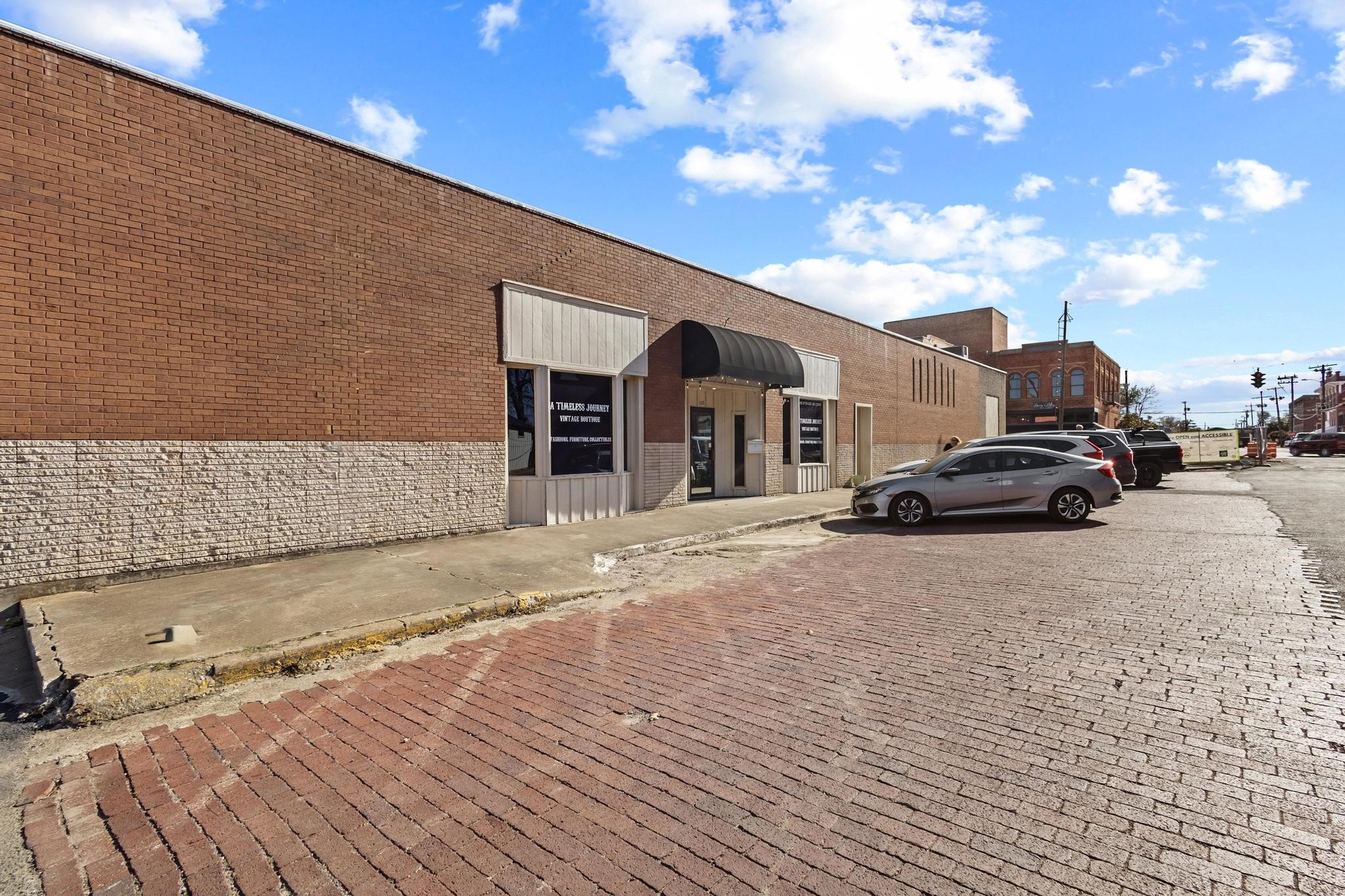 431 W Main Street