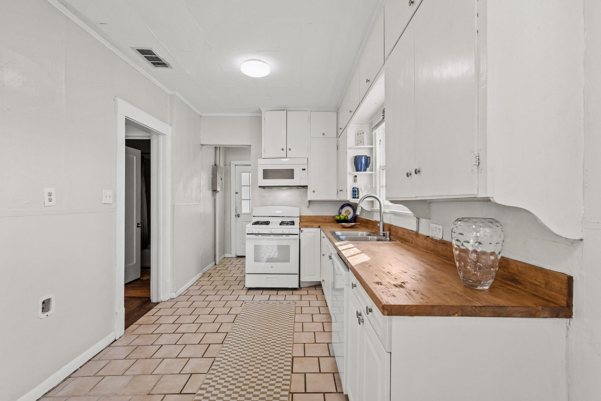 1310 W Morton Street