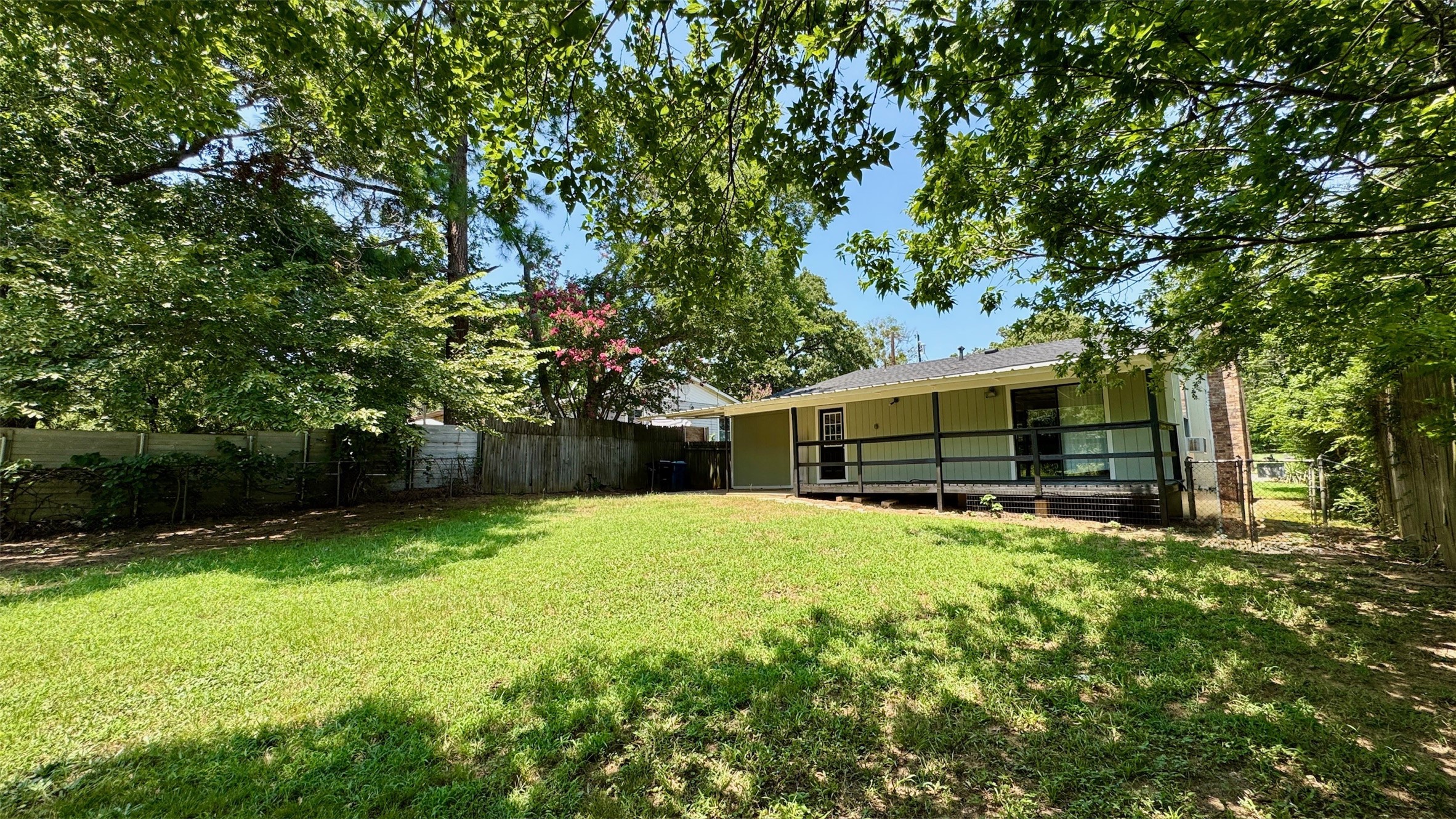 2626 W Washington Street