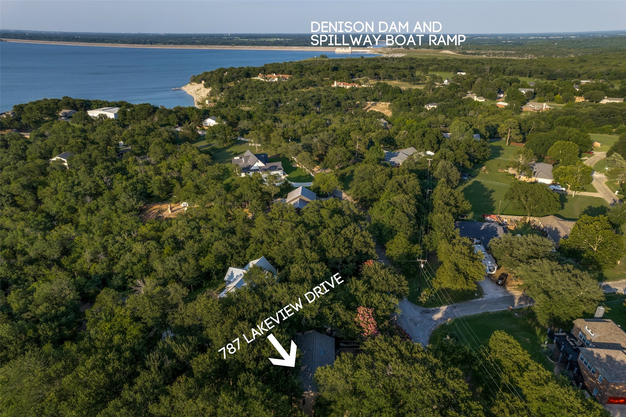 787 Lakeview Drive