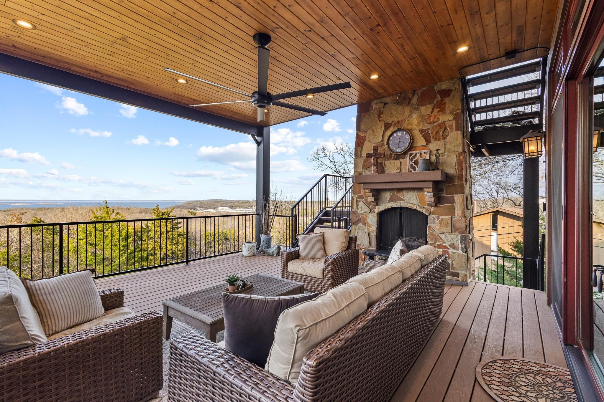 220 Oak Hills Drive