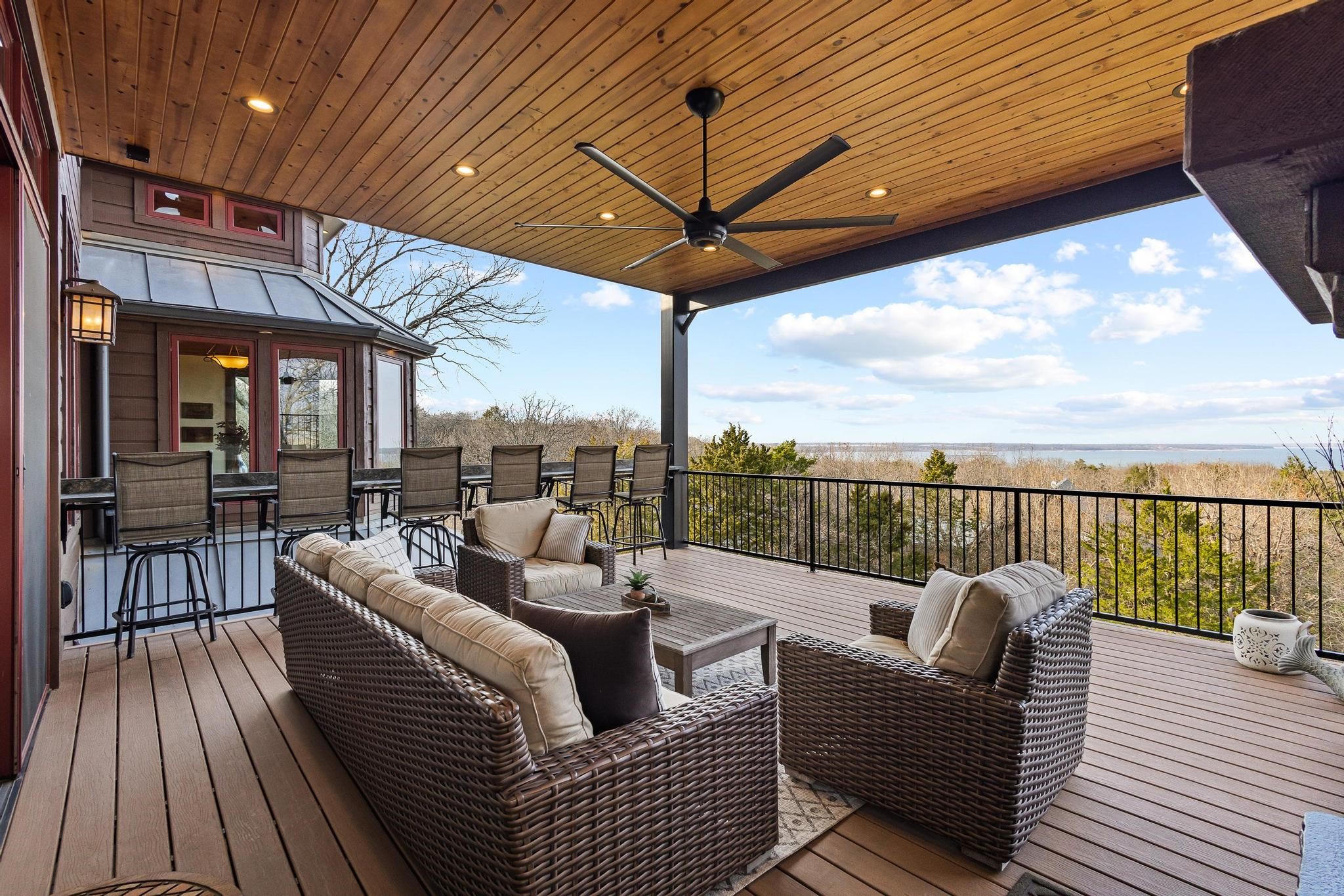 220 Oak Hills Drive