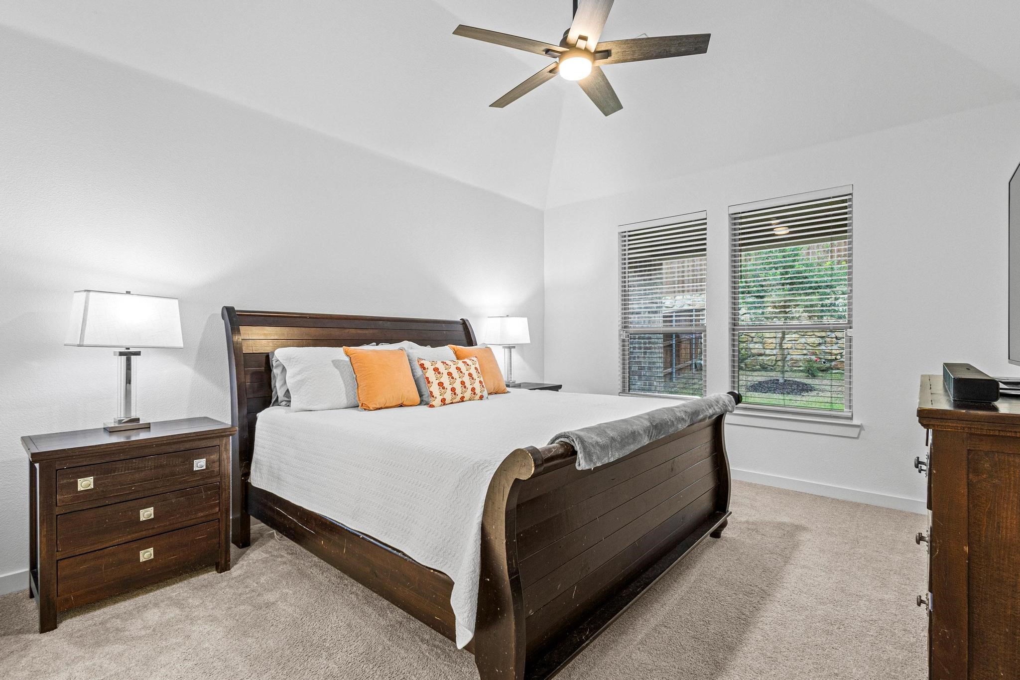 3952 Oak Creek Circle